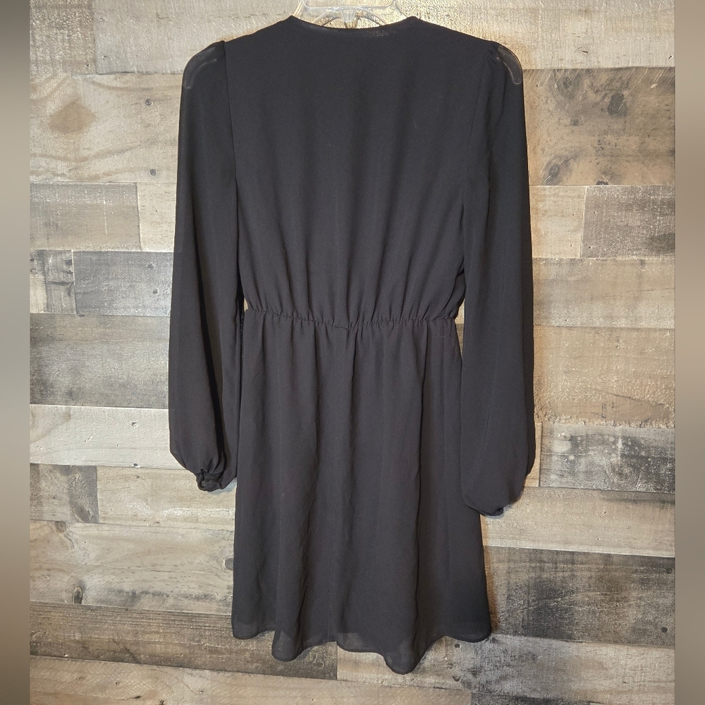 Express Black Long Sleeve V‑Neck Mini Dress - Picture 3 of 5